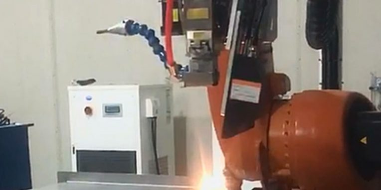 3波纹板焊接跟踪副本